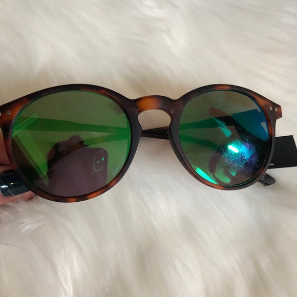 Tortoise shell sunglasses - Picture 1 of 2